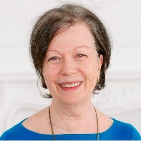 Dr. Aura Kagan